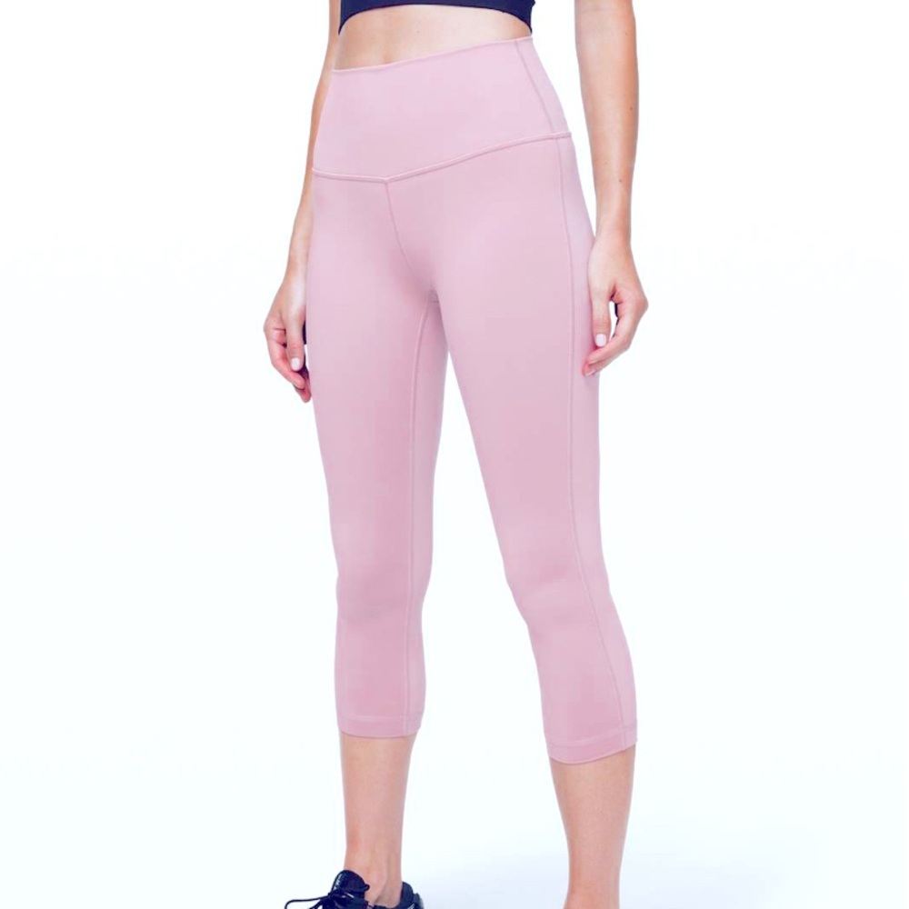 Lululemon Wunder Under Crop 21” Inseam High Rise Leggings in Smokey Blush Sz 8